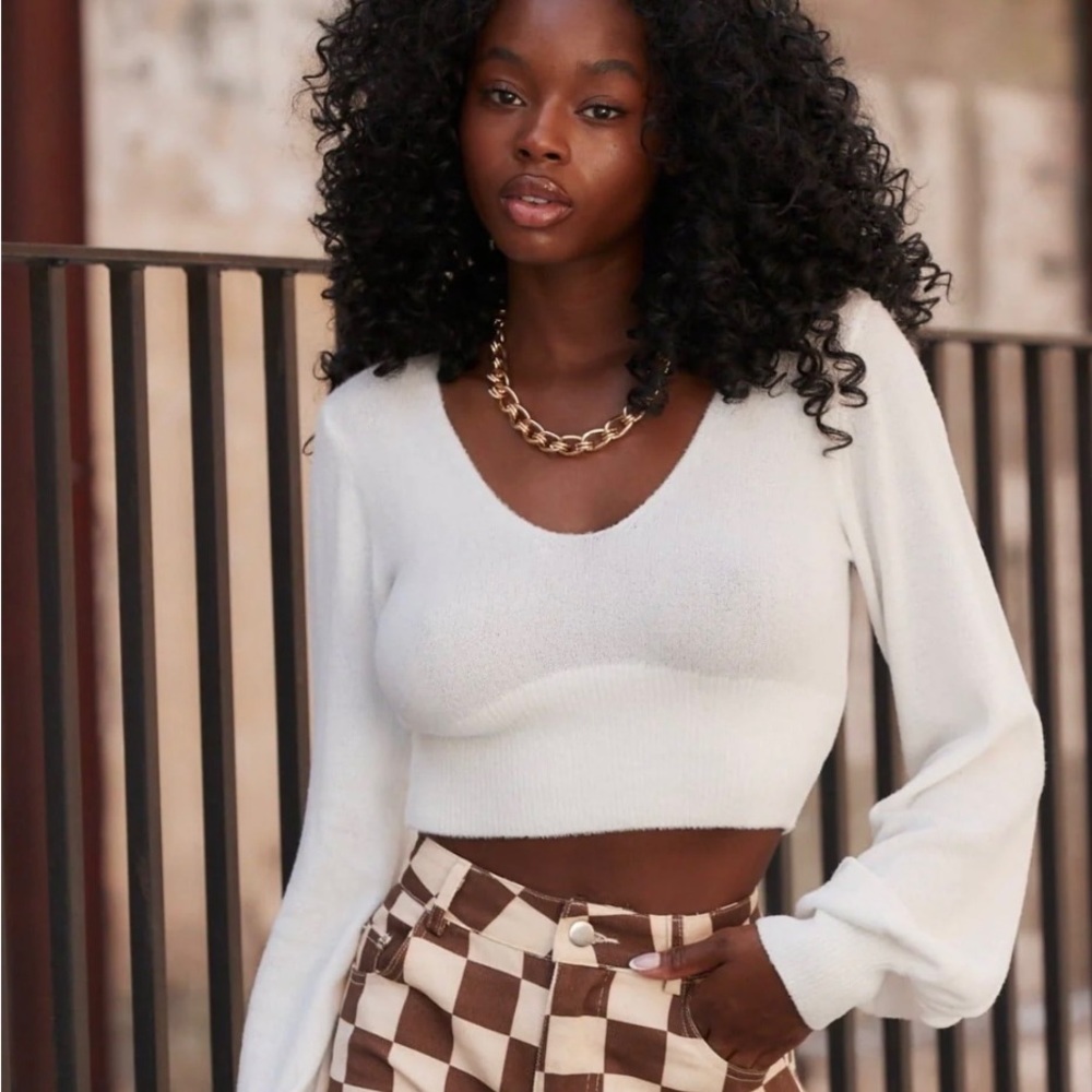 12th Tribe Gina White Balloon Sleeve Crop Sweater
